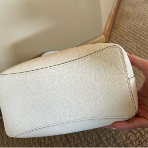 Coach Bucket Bag - Picture 3 of 5